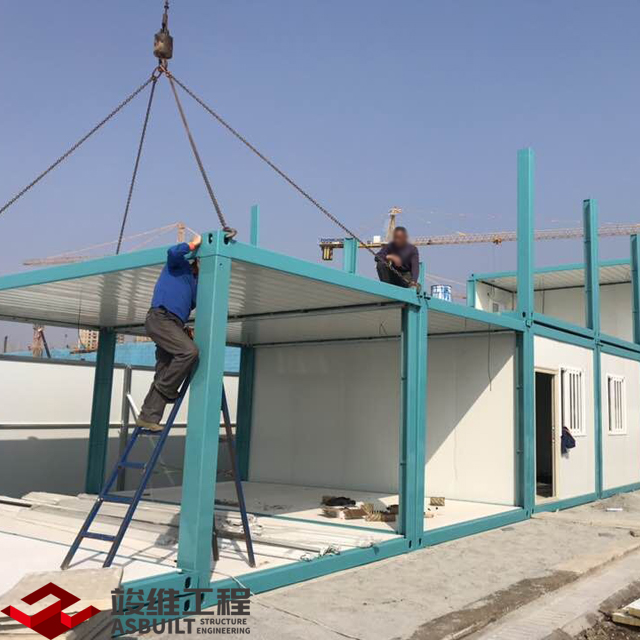 Assembly of Flatpack Container_2